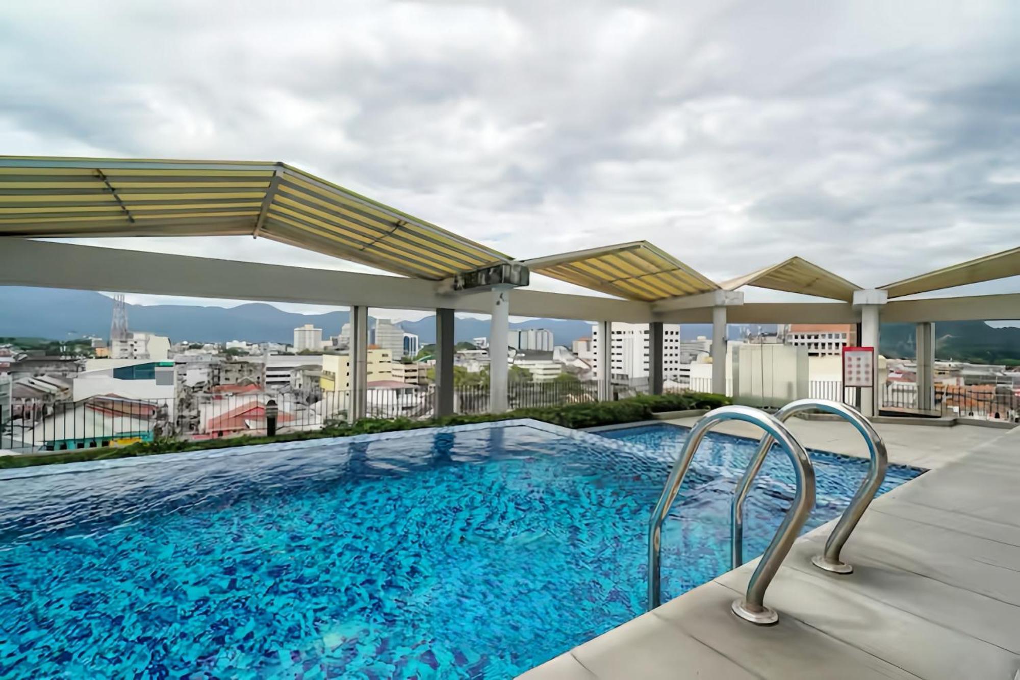 The Octagon Ipoh Apartamento Exterior foto