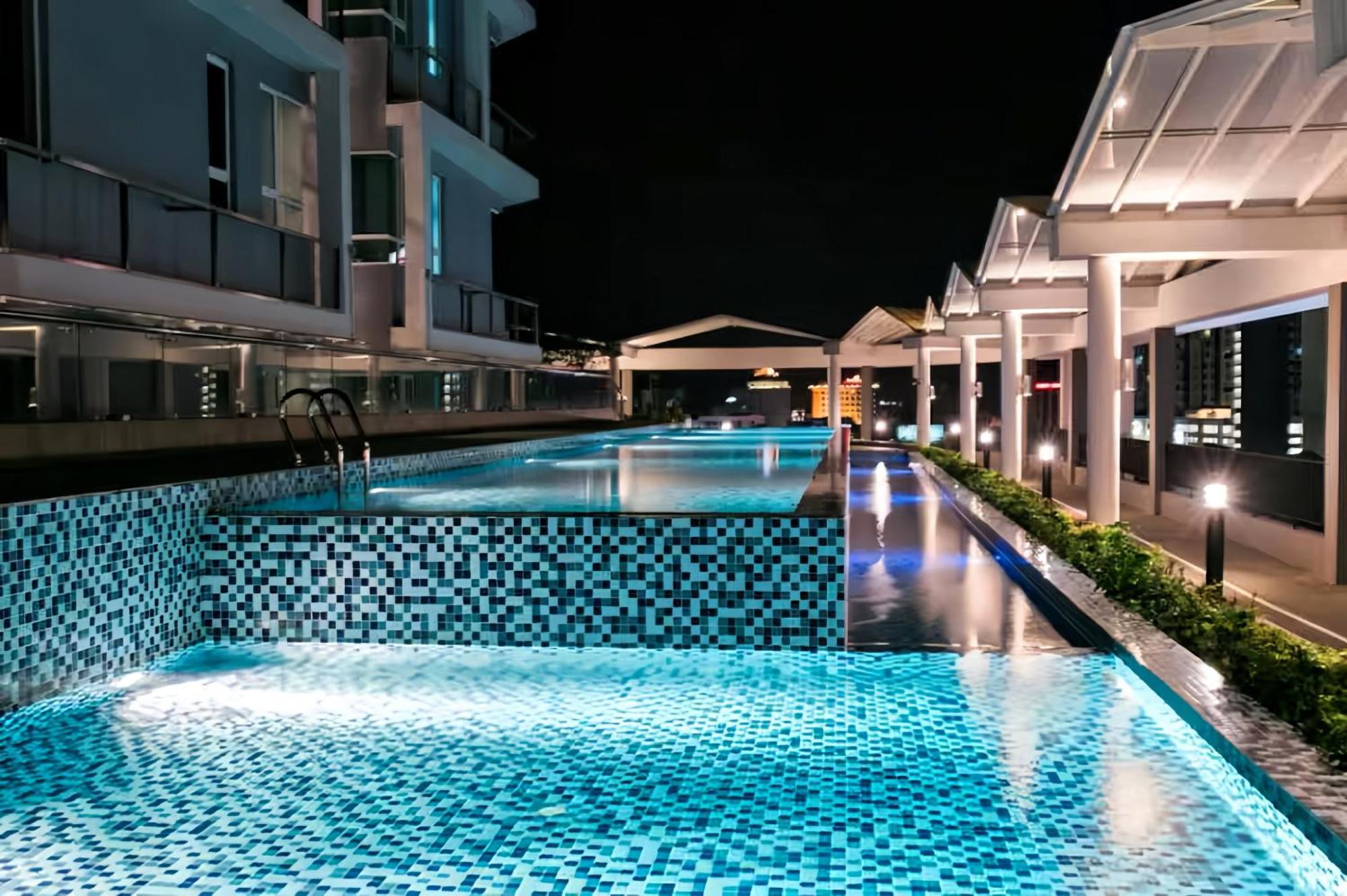 The Octagon Ipoh Apartamento Exterior foto